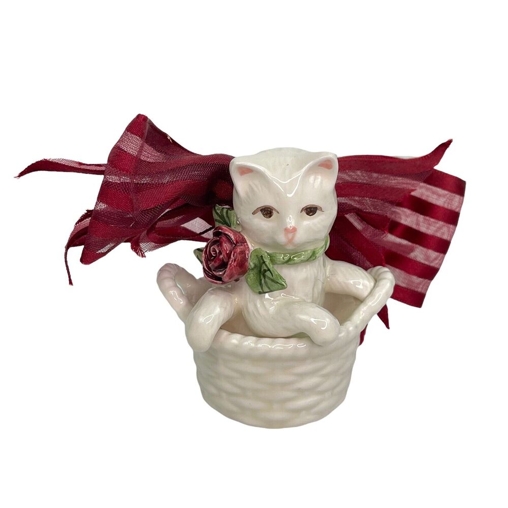 Mudpie Cat Ceramic Figurine with Red Bow 1999